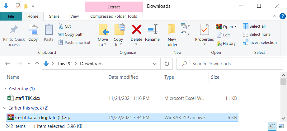 Fig.2.4: Certifikata e shkarkuara në dounloads folder si ZIP file.